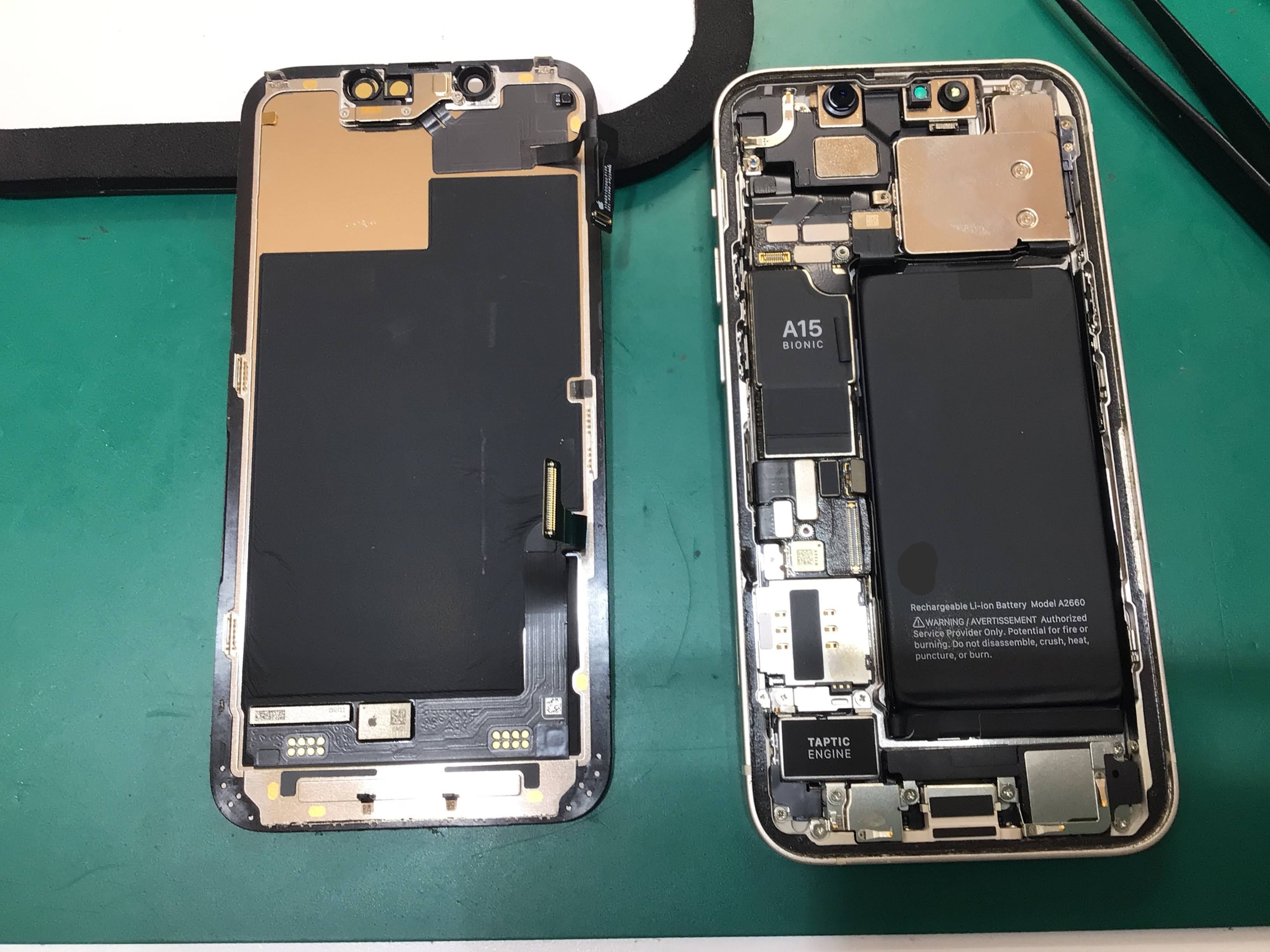 【港北TOKYU S.C.】iPhone13miniのバッテリー交換（データそのまま！）｜電池がすぐ減る症状を最短60分で改善